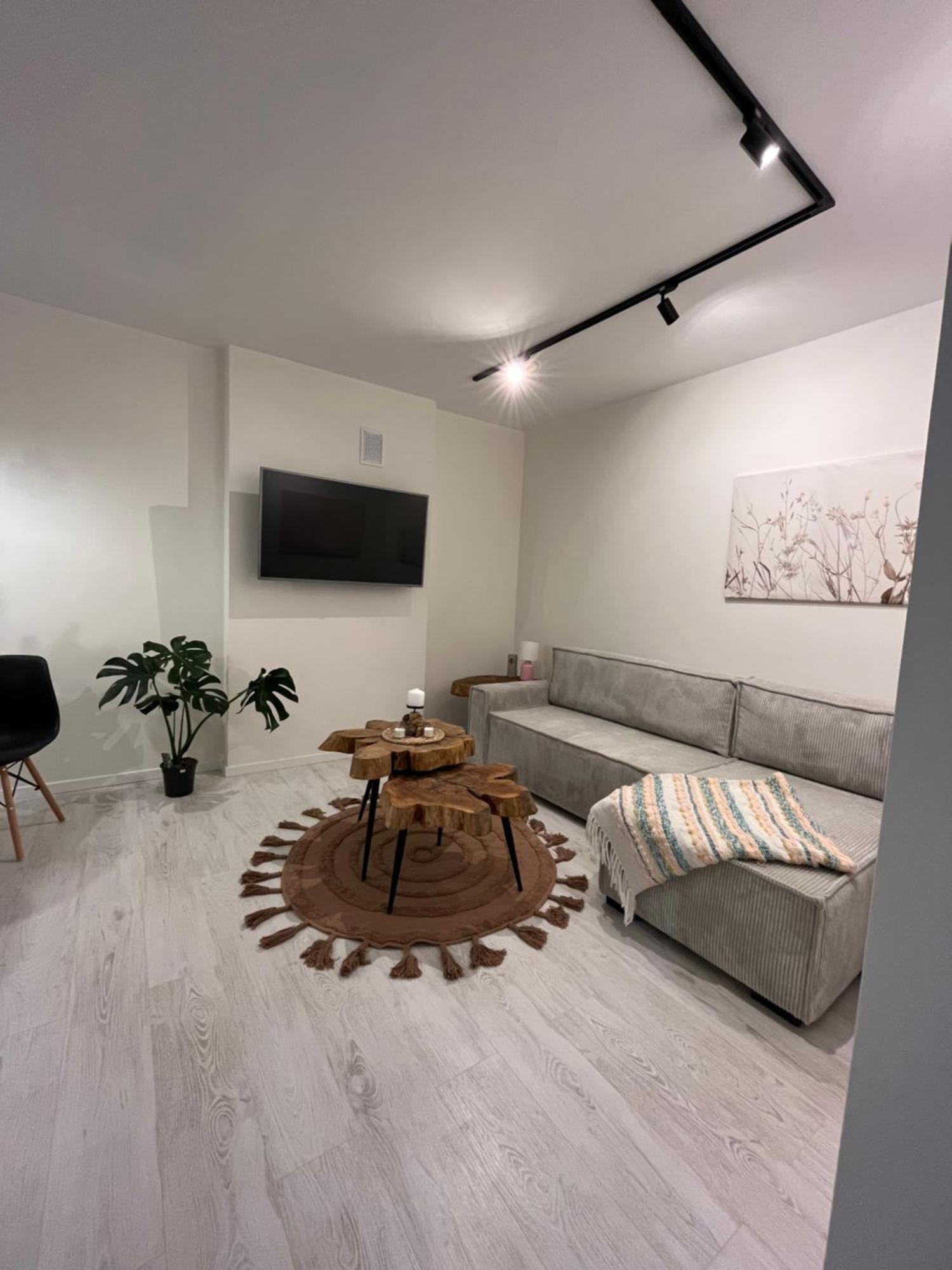Apartamenty Aleja Jana Pawla II Wągrowiec Exteriör bild